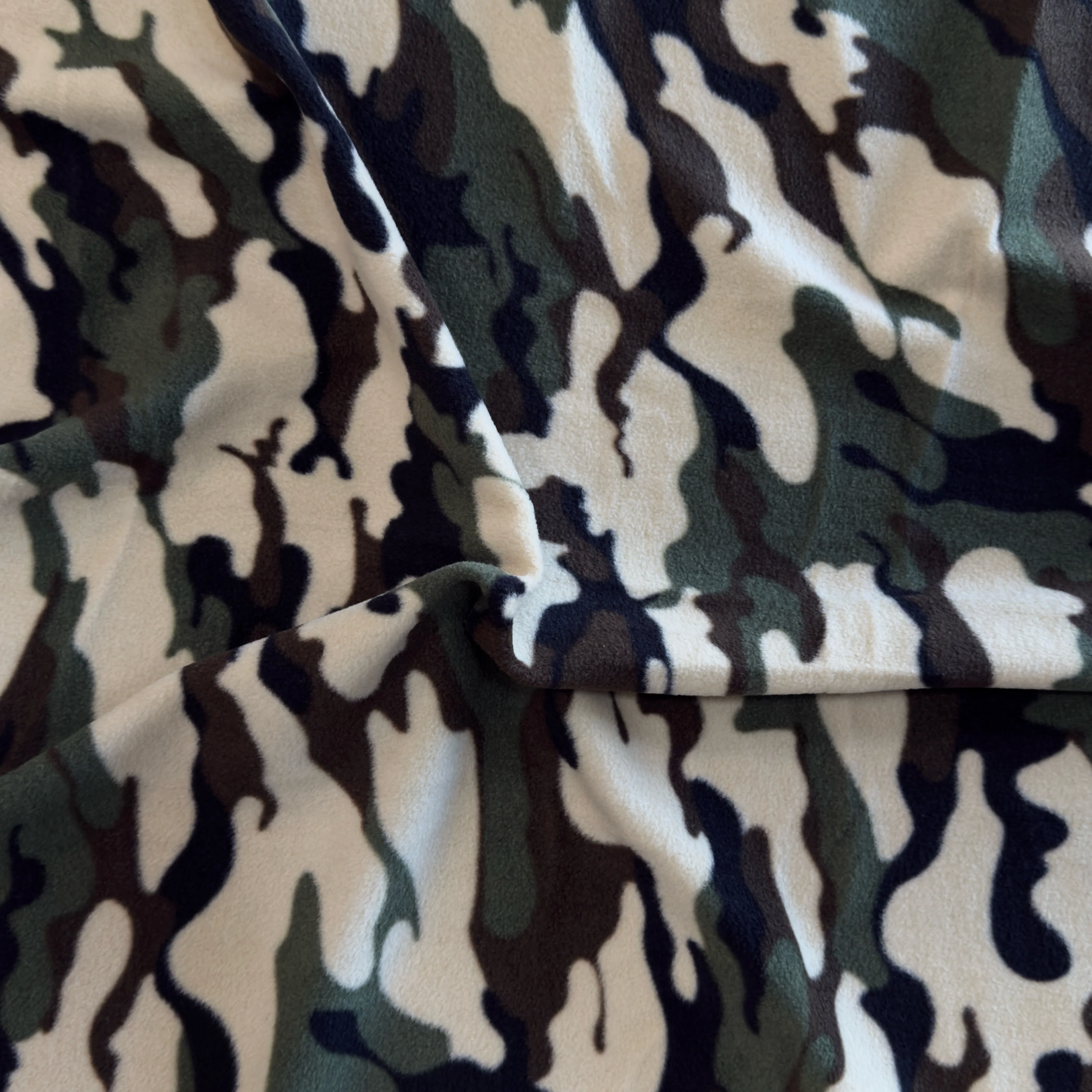 Camouflage Polar Fleece Fabric by the Yard – 280 GSM Anti-Pill